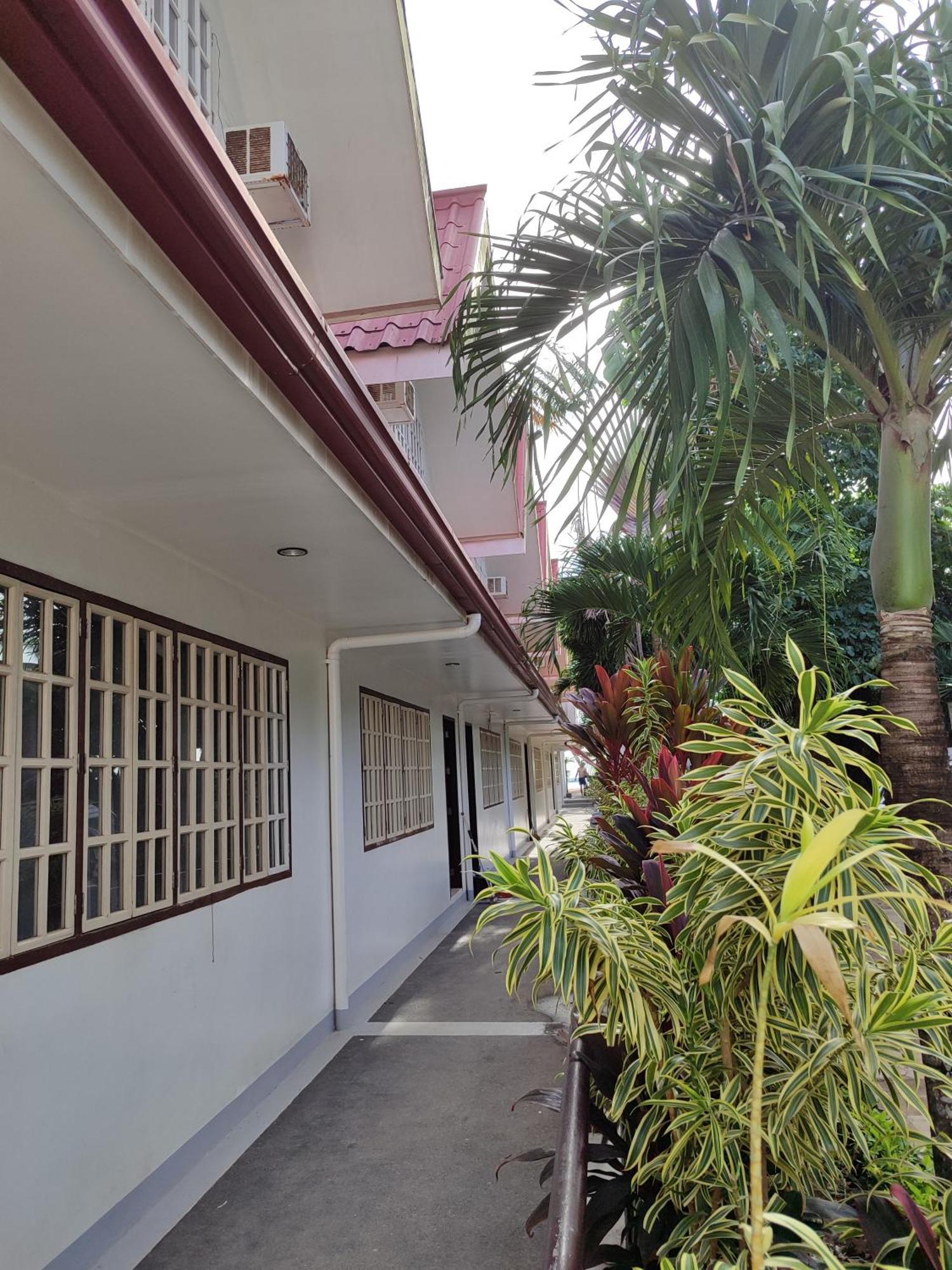 Aparthotel Castle Rock Boracay Yapak Esterno foto