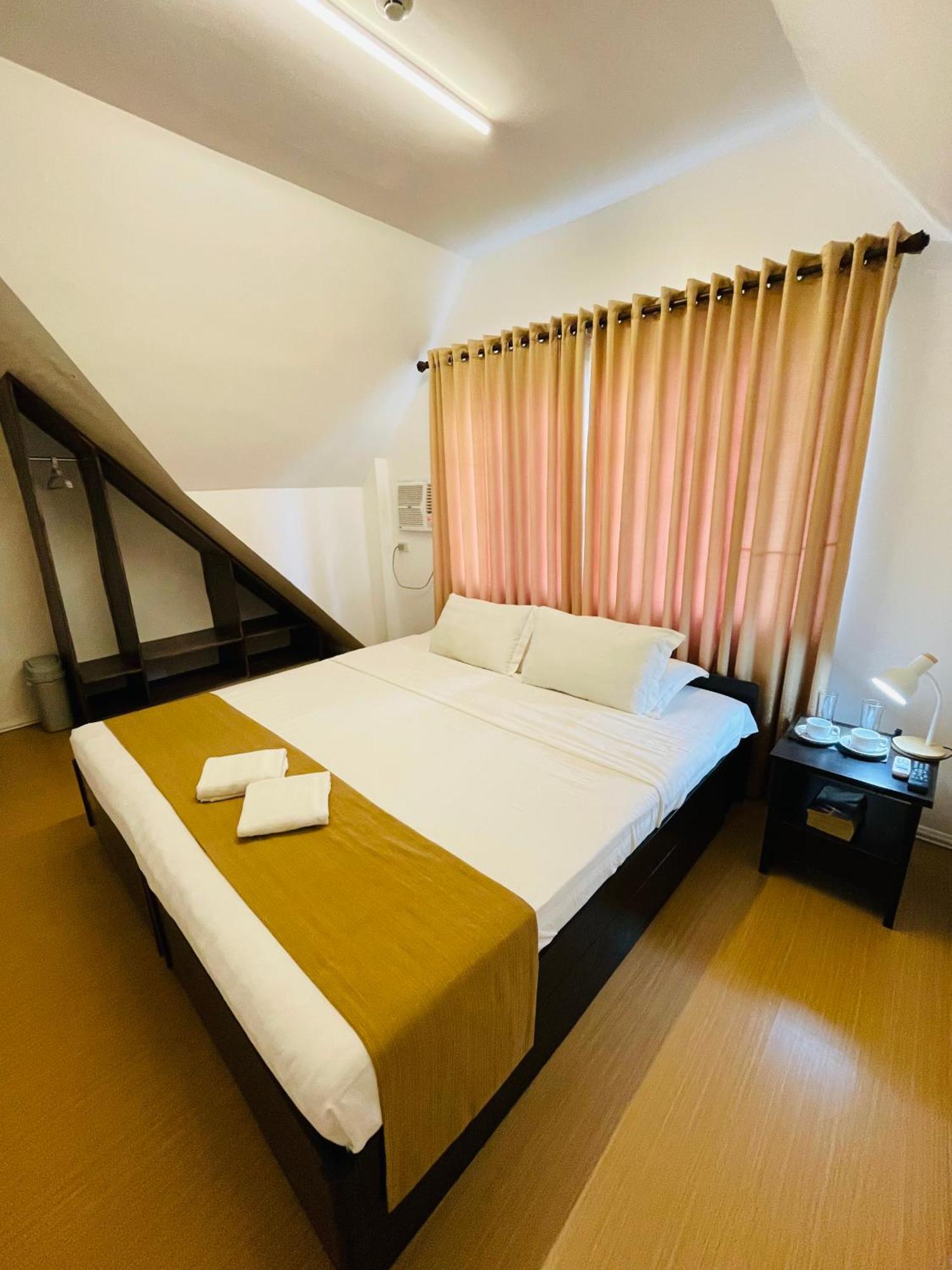 Aparthotel Castle Rock Boracay Yapak Esterno foto